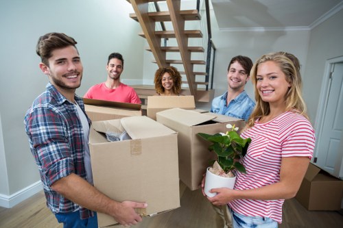 Short-term storage options for household moves in Elmpark
